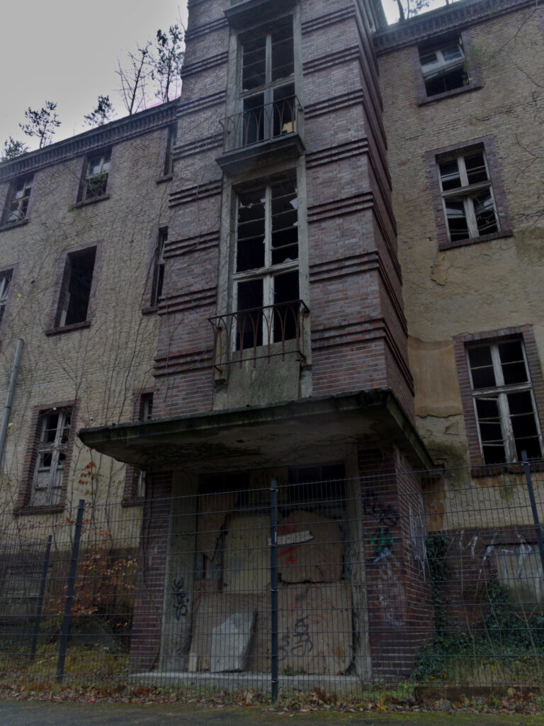lost place berlin beelitz heilstätten Chirurgie