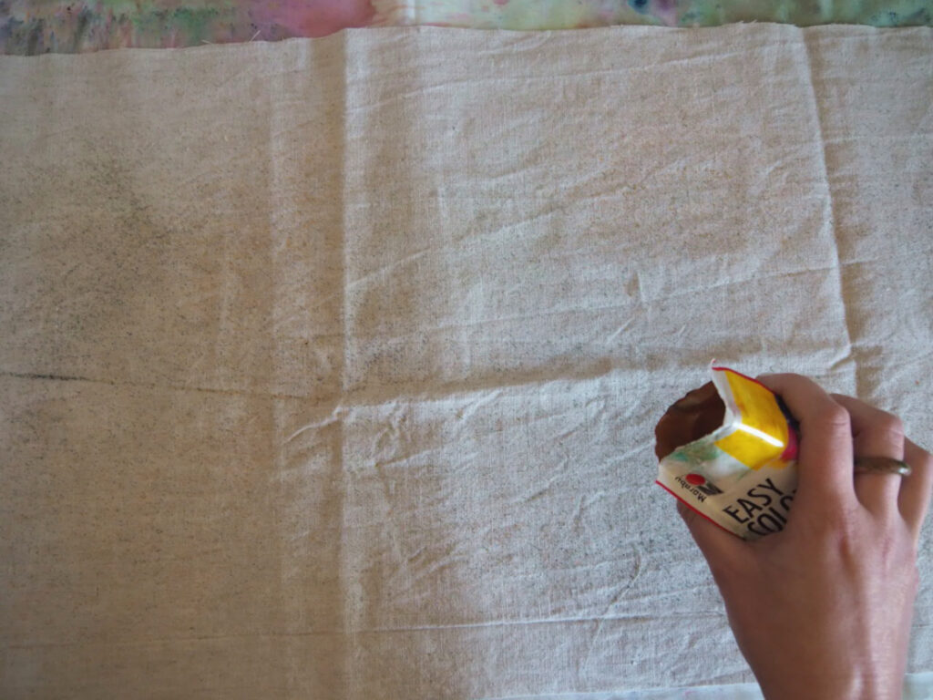 Konfetti Tie Dye - Stoff mit Farbpulver sprenkeln